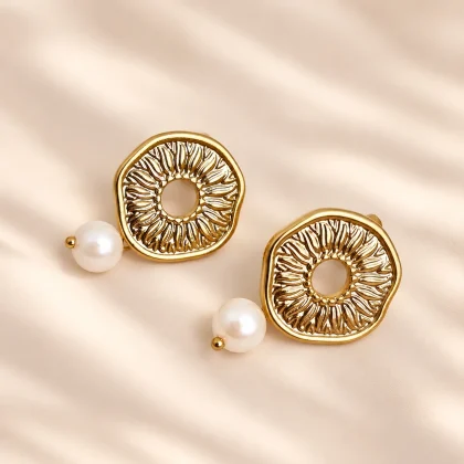 Luna Pearls